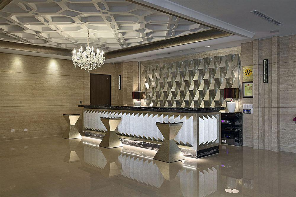 Grand City Hotel Fengyuan Exteriér fotografie